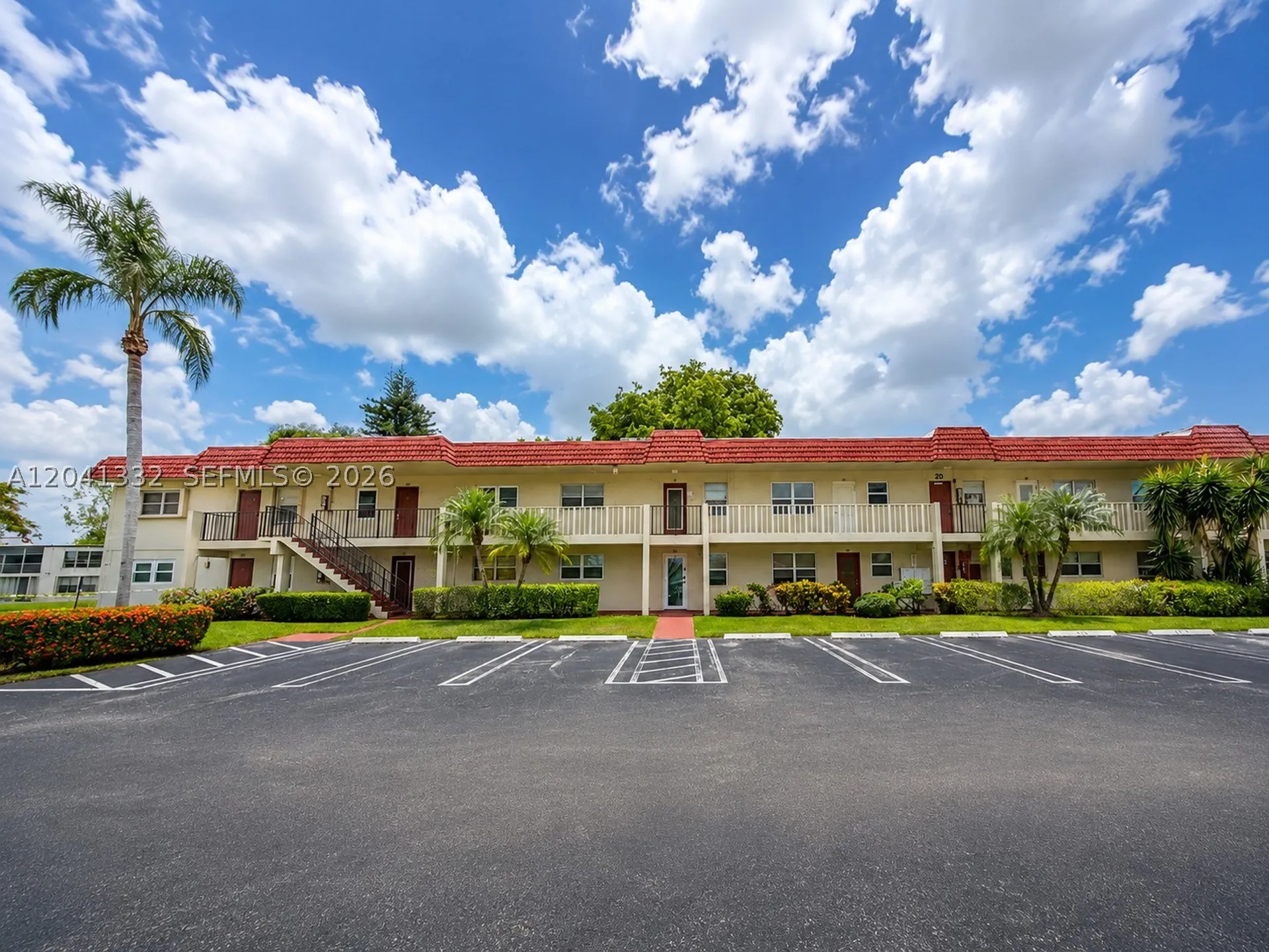 20 Abbey Lane Delray Beach FL 33446
