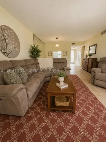 20 Abbey Lane Delray Beach FL 33446