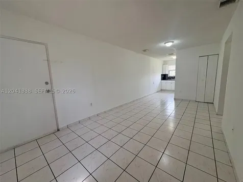 231 E 7th Street Hialeah FL 33010
