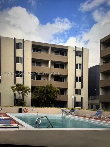 10090 NW 80th Court Hialeah Gardens FL 33016