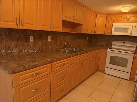 10090 NW 80th Court Hialeah Gardens FL 33016