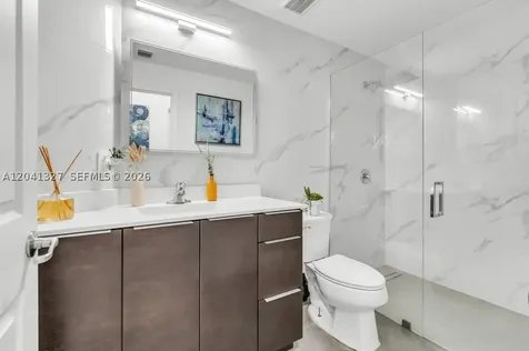 3401 W 94th Terrace Hialeah FL 33018-2079