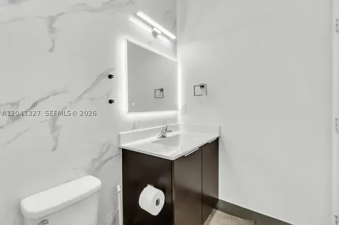3401 W 94th Terrace Hialeah FL 33018-2079