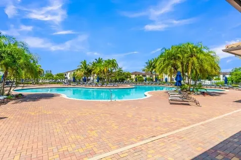 3401 W 94th Terrace Hialeah FL 33018-2079
