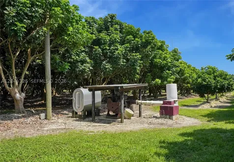 33300 SW 202nd Avenue Homestead FL 33034