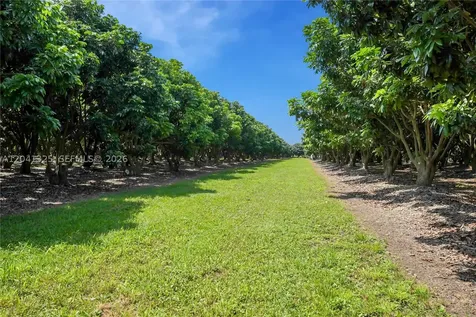 33300 SW 202nd Avenue Homestead FL 33034