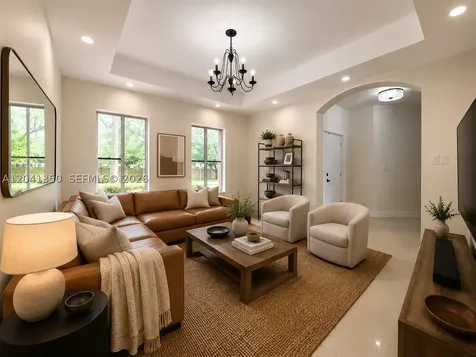 12716 SW 136 Te Miami FL 33186