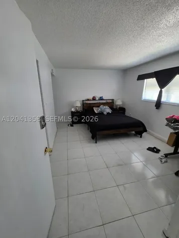 990 Biarritz Drive Miami Beach FL 33141