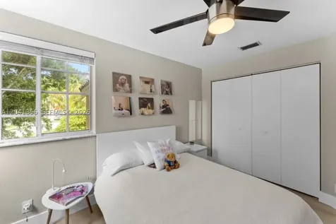 1179 Laguna Springs Drive Weston FL 33326