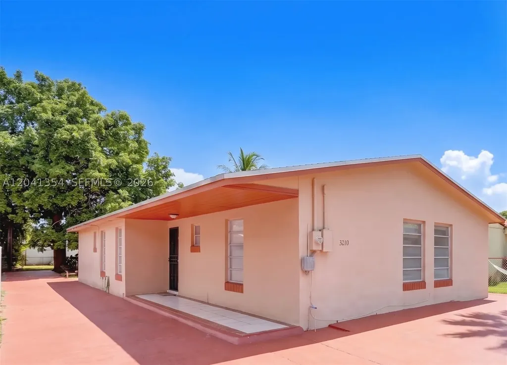 3210 NW 19th Street Miami FL 33125