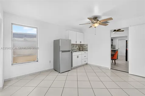 3210 NW 19th Street Miami FL 33125