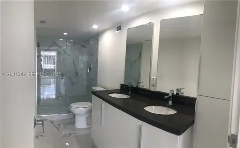 1901 Brickell Avenue Miami FL 33129