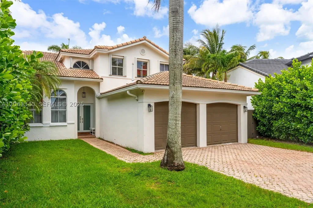 16335 SW 81 Street Miami FL 33193