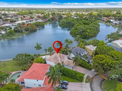 16335 SW 81 Street Miami FL 33193