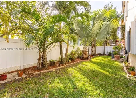 11938 NW 12th Street Pembroke Pines FL 33026