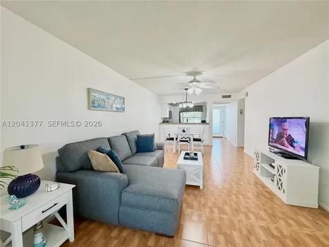 1203 Bahama Bend Coconut Creek FL 33066
