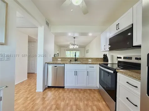 1203 Bahama Bend Coconut Creek FL 33066
