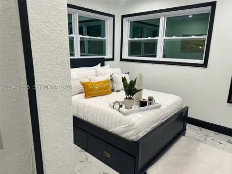 6453 Meade Street Hollywood FL 33024