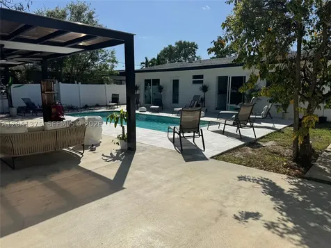 6453 Meade Street Hollywood FL 33024