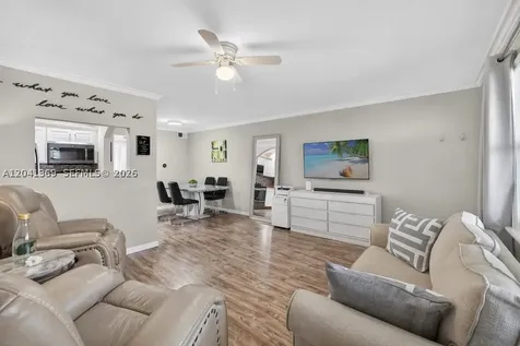 111 Shore Court North Palm Beach FL 33408