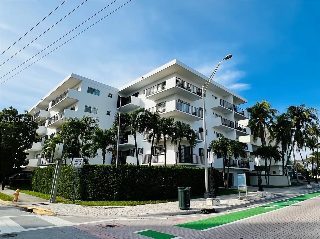 1900 Meridian Avenue Miami Beach FL 33139