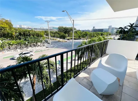 1900 Meridian Avenue Miami Beach FL 33139