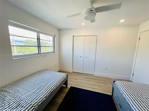 1900 Meridian Avenue Miami Beach FL 33139