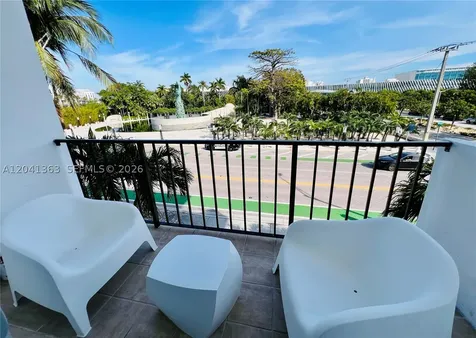1900 Meridian Avenue Miami Beach FL 33139