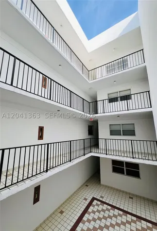 1900 Meridian Avenue Miami Beach FL 33139