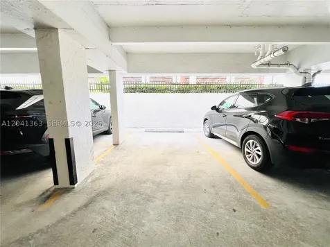 1900 Meridian Avenue Miami Beach FL 33139
