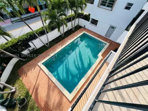 1900 Meridian Avenue Miami Beach FL 33139