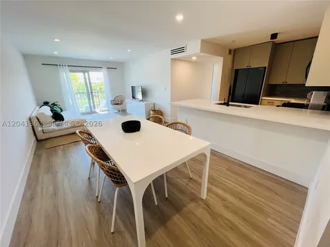 1900 Meridian Avenue Miami Beach FL 33139