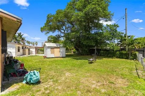 555 Harem Avenue Opa-Locka FL 33054