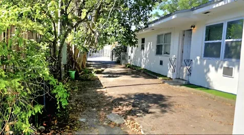 241 NW 32nd Street Miami FL 33127