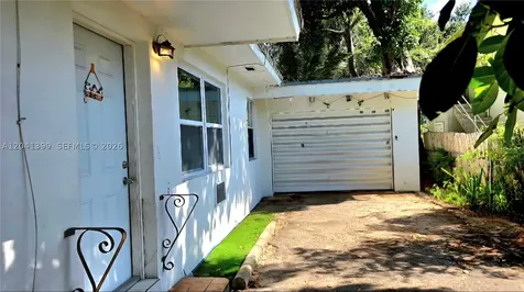 241 NW 32nd Street Miami FL 33127
