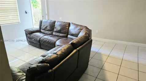 241 NW 32nd Street Miami FL 33127