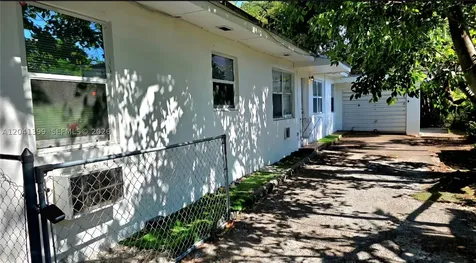 241 NW 32nd Street Miami FL 33127