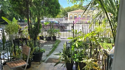 241 NW 32nd Street Miami FL 33127