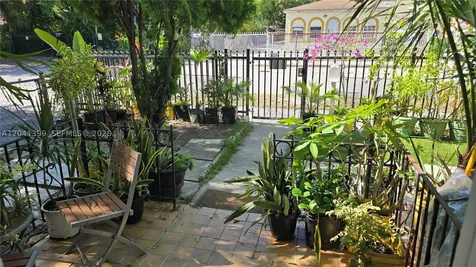241 NW 32nd Street Miami FL 33127