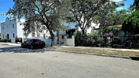 241 NW 32nd Street Miami FL 33127