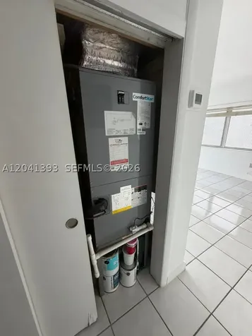 641 Espanola Way Miami Beach FL 33139