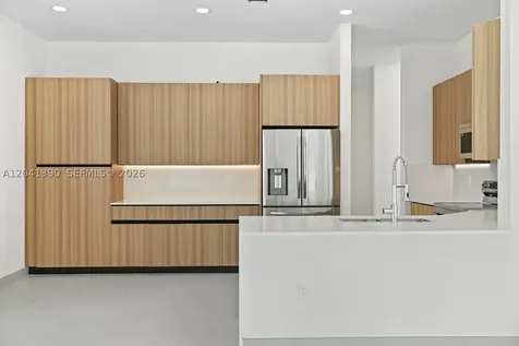 3040 SW 44th Court Dania Beach FL 33312