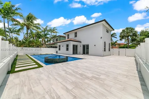 3040 SW 44th Court Dania Beach FL 33312