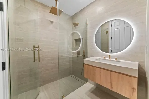 3040 SW 44th Court Dania Beach FL 33312