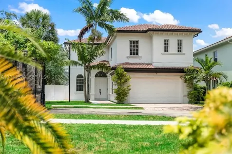 3040 SW 44th Court Dania Beach FL 33312