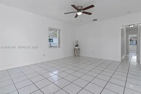 2024 NE 174th Street North Miami Beach FL 33162