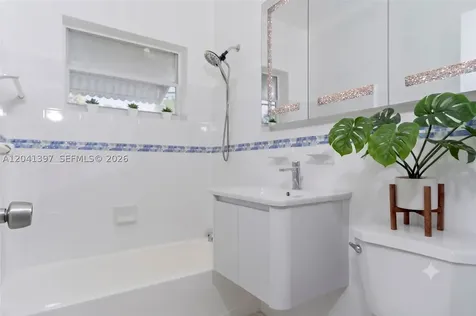 2024 NE 174th Street North Miami Beach FL 33162