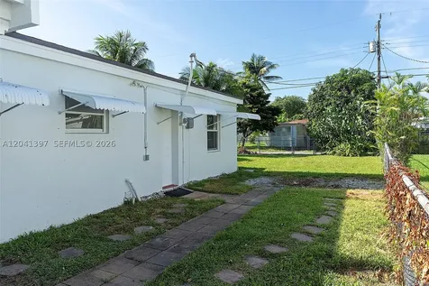 2024 NE 174th Street North Miami Beach FL 33162
