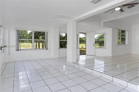 2024 NE 174th Street North Miami Beach FL 33162