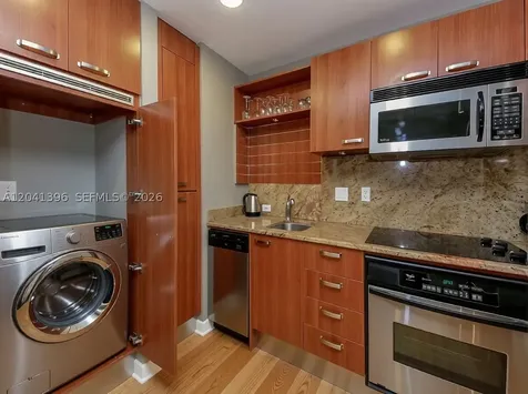 1395 Brickell Avenue Miami FL 33131